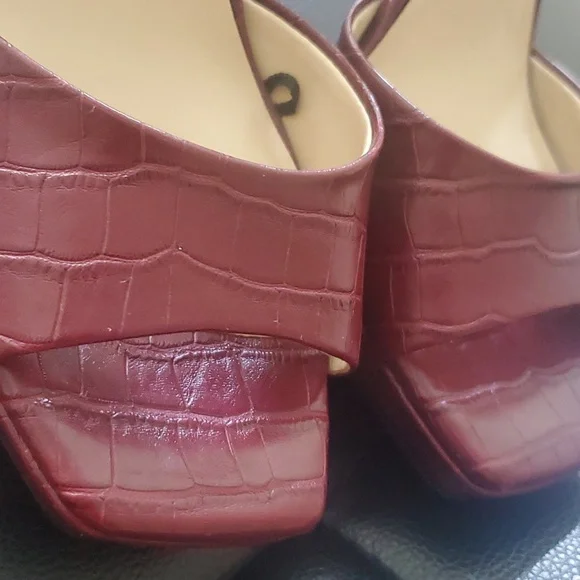 Guess 5" Heels - Picture 6 of 10